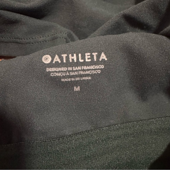 ATHLETA Conscious Crop Serene Green Workout Bra Top M - Picture 9 of 9